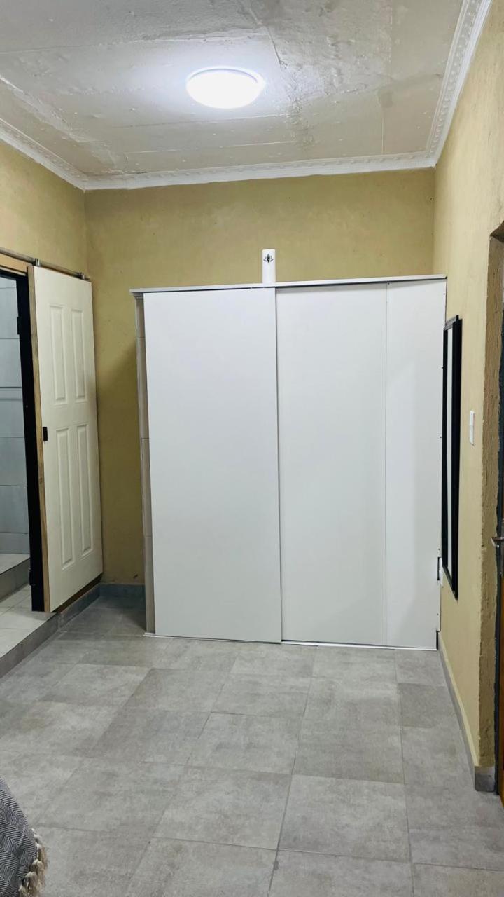 Naldorado Executive Villa Mbombela Eksteriør billede