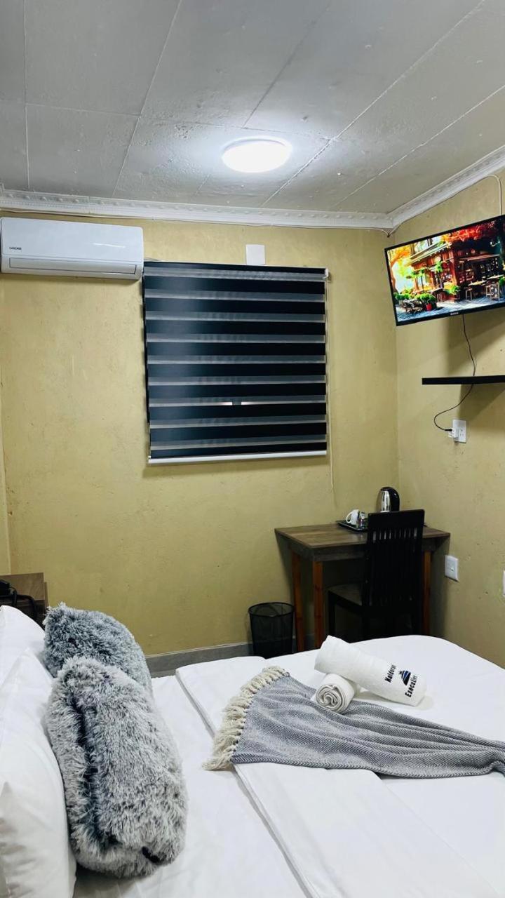 Naldorado Executive Villa Mbombela Eksteriør billede